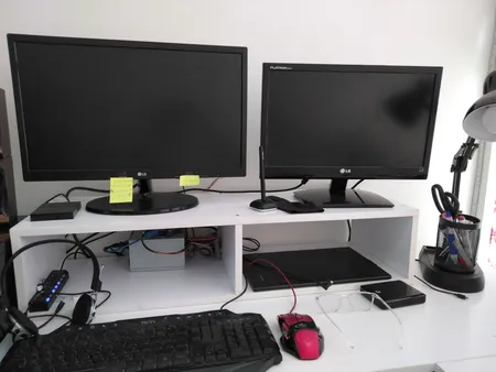 میز تلویزیون مدل FH68