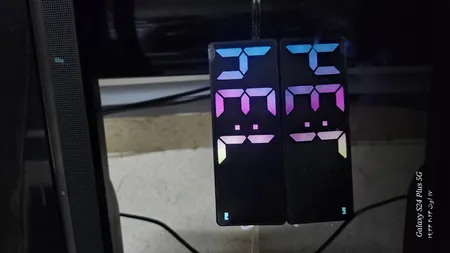 ساعت رومیزی دیجیتال مدل صفحه رنگی کد GH0725D