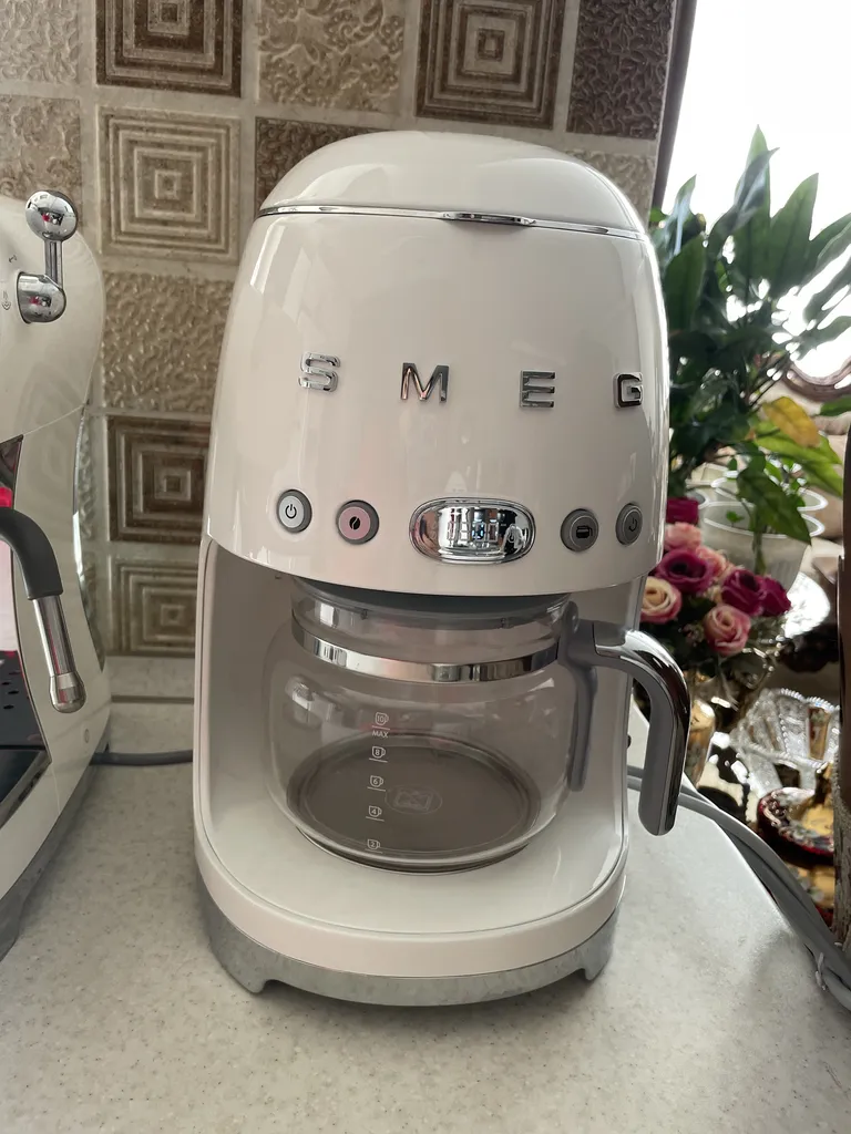 قهوه‌ساز اسمگ مدل DCF02CREU