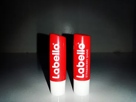 بالم لب لابلو مدل Strawberry Shine