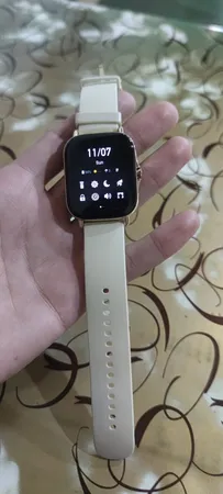 ساعت هوشمند امیزفیت مدل GTS 2 Global بند سیلیکونی