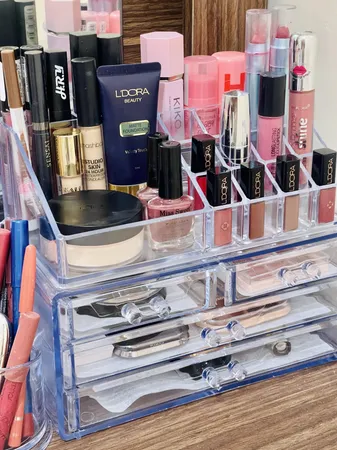 استند لوازم آرایشی مدل vs1