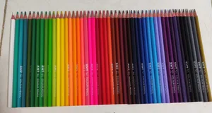 تجریه خرید مداد رنگی 48 رنگ کی ام تی مدل TRIPLUS ARTIST طرح رنگین کمان