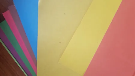 مقوا رنگی سایز ۳۴×۲۴ بسته ۲۰ عددی (۱۰ رنگ از هر کدام ۲ عدد)