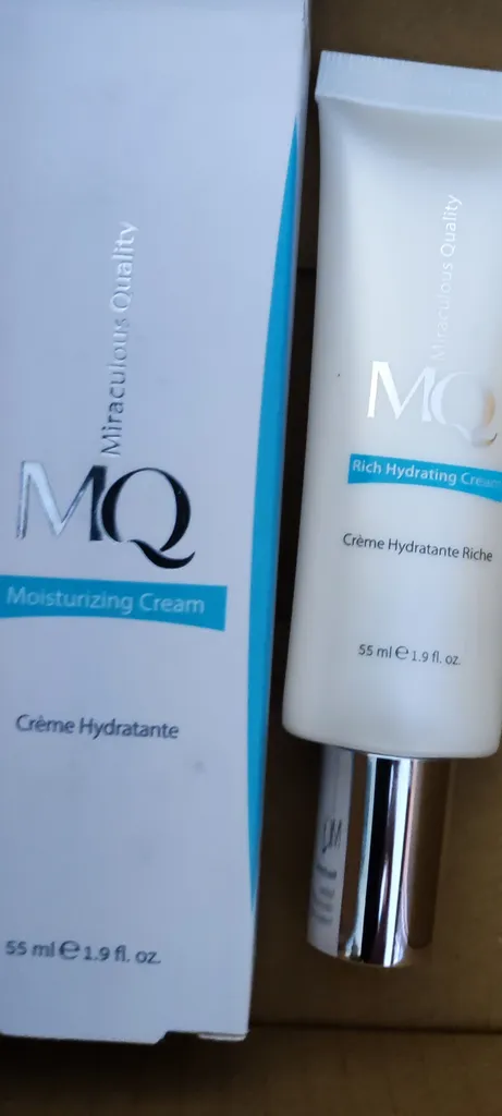 کرم مرطوب‌کننده ام کیو مدل Hydratante حجم 55 میلی‌لیتر