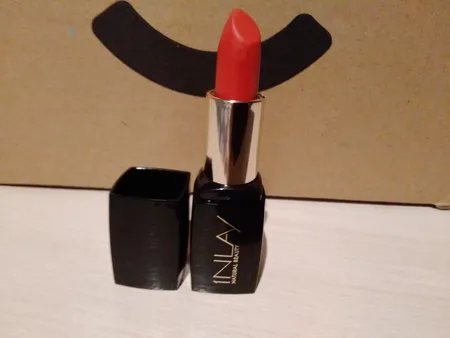 رژ لب جامد این لی مدل Rebel Red شماره 310