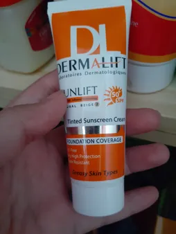 کرم ضدآفتاب درمالیفت مدل 50 حجم 40 میلی‌لیتر