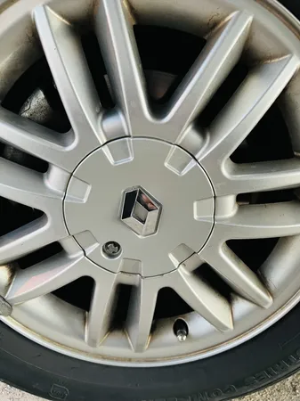 درپوش رینگ اسپرت خودرو کد 001 مناسب برای تندر 90