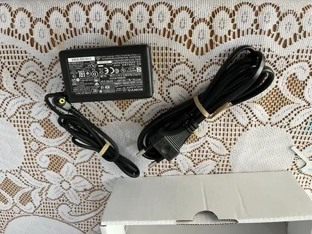 پایه شارژر دسته بازی پلی استیشن 5   مدل CFI-ZDS1