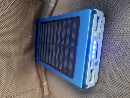 پاوربانک خورشیدی مدل Move ظرفیت 10000 میلی آمپر ساعت
