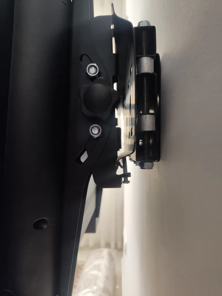 پایه دیواری تلویزیون مدل S430 مناسب برای تلویزیون های 40 تا 60 اینچ