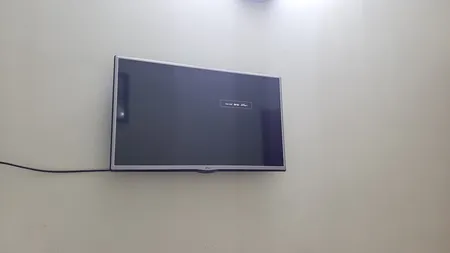 پایه دیواری ثابت تلویزیون مدل TVARM-S20 مناسب برای تلویزیون های 17 تا 40 اینچی