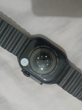 ساعت هوشمند مدل HIwatch PRO ORIG دارای قابلیت های صفحه نمایش رنگی بند سیلیکون