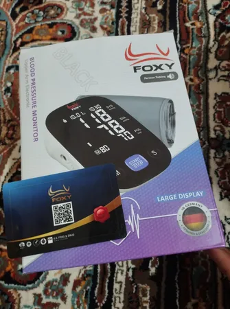 فشارسنج بازویی دیجیتال فوکسی مدل BLACK به همراه پاوربانک فوکسی