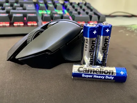 باتری قلمی کملیون مدل Super Heavy Duty بسته 6 عددی