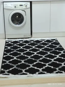 فرش ماشینی آرمانی طرح مراکشی کد 740 زمینه مشکی