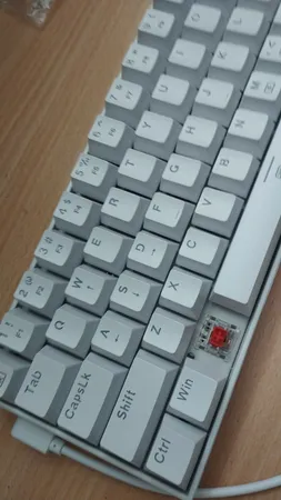 کیبورد گیمینگ ردراگون مدل K630 Dragonborn، مکانیکال سوییچ قرمز، Tenkeyless، نورپردازی RGB