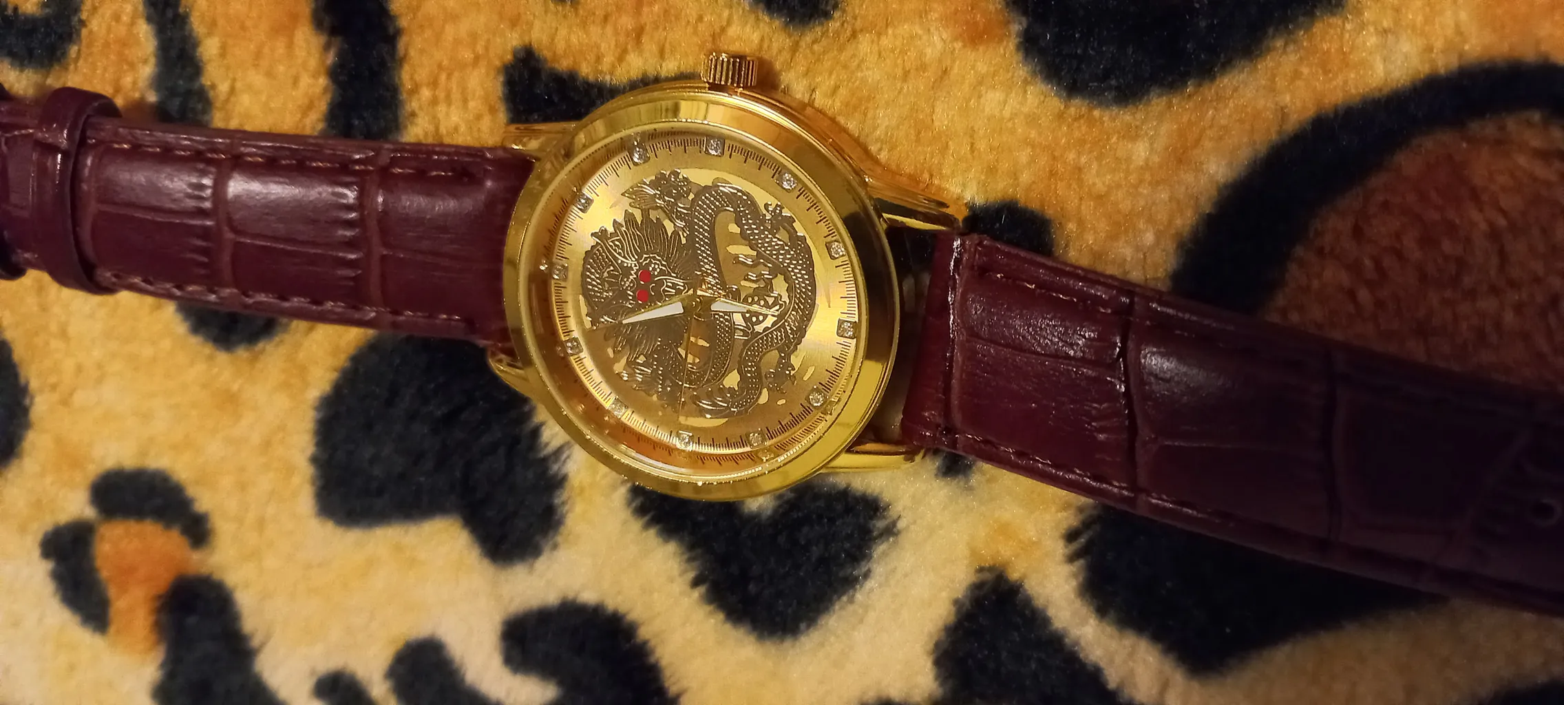 ساعت مچی عقربه‌ای مردانه مدل دراگون کد 2024