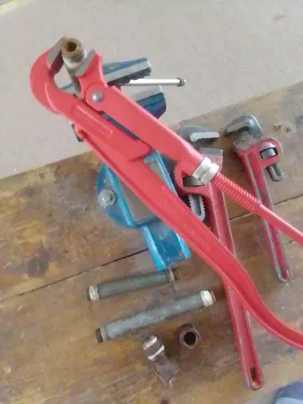 آچار لوله گیر ایران پتک مدل 001 سایز 1.5 اینچ