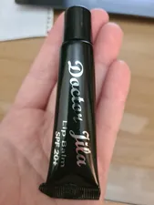 تجریه خرید بالم لب دکتر ژیلا مدل B01 وزن 12 گرم