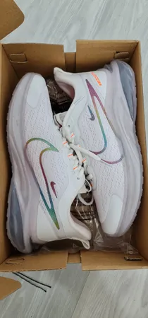 کفش پیاده روی زنانه مدل زوم ایکس رنگ سفید