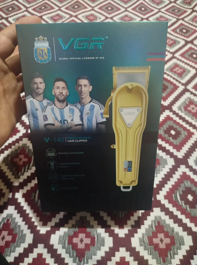 ماشین اصلاح موی سر و صورت وی جی ار مدل VGR V-140