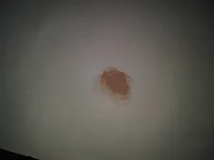 تجریه خرید کرم فشرده لیدی میکاپ شماره W2