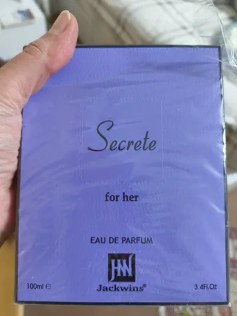 ادو پرفیوم زنانه جانوین مدل Secrete For Her حجم 100میلی لیتر