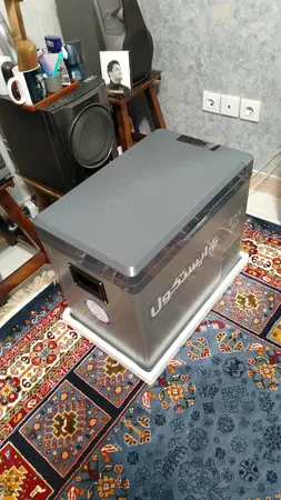 یخچال فریزر خودرو ایستکول مدل 4040