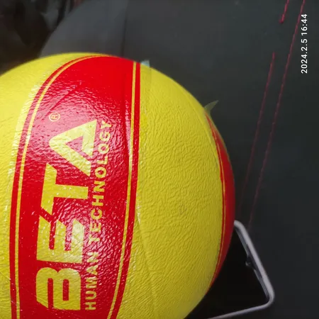 توپ والیبال مدل V200W