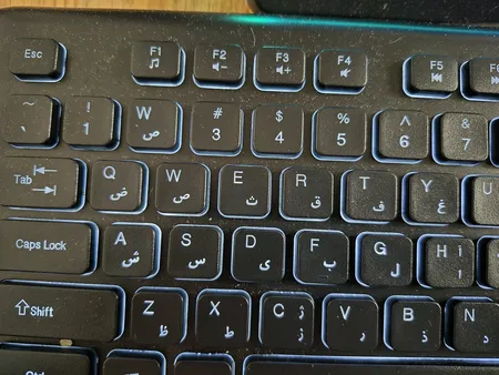 کیبورد گرین مدل GK304، سوییچ ممبران، Full Size، نورپردازی تک رنگ