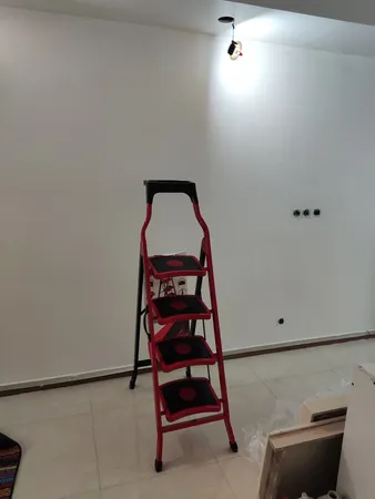 نردبان 4 پله ماندگار مدل سما