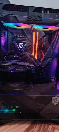 کیس کامپیوتر ام اس آی مدل MPG GUNGNIR 111R