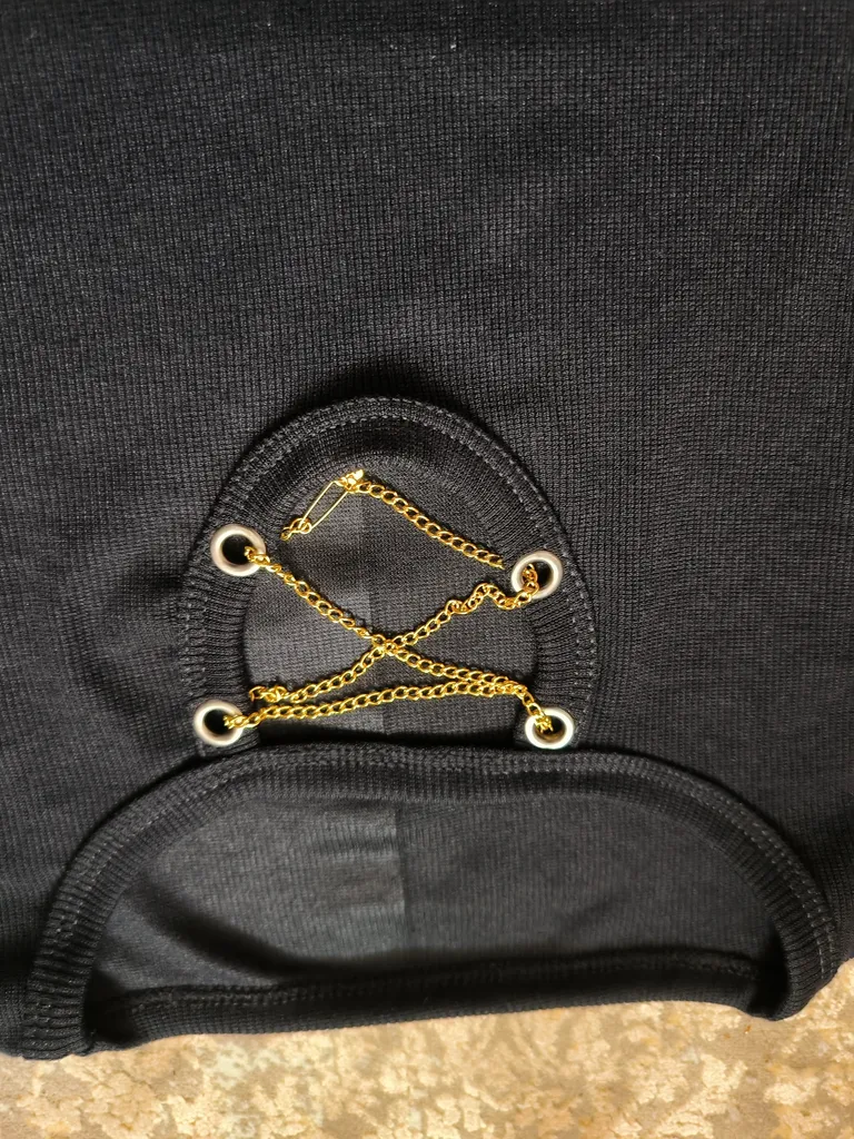 کراپ‌تاپ زنانه اسد مدل زنجیردار