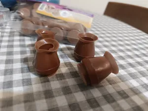 تجریه خرید محافظ پایه مبل و میز و صندلی مدل نمددار بسته 24 عددی