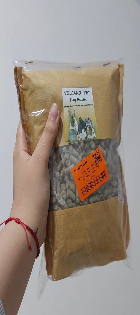 غذای خشک خرگوش و خوکچه هندی مدل پلت با طعم جعفری وزن 1000 گرم