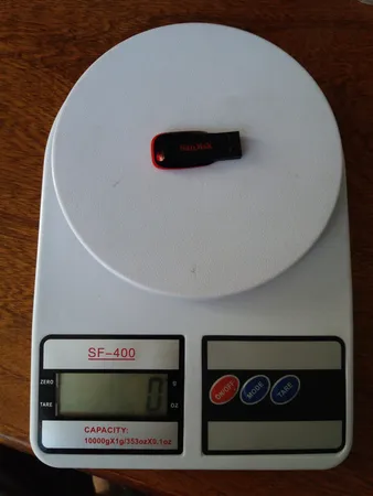 فلش مموری سن دیسک مدل Cruzer Blade CZ50 ظرفیت 32 گیگابایت با رابط USB 2.0