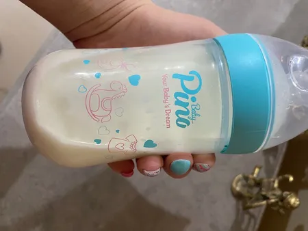 شیشه شیر پینو بیبی مدل Natural sense  کد L6-18  ظرفیت 260 میلی لیتر