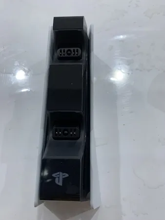 پایه شارژر دسته بازی پلی استیشن 5   مدل CFI-ZDS1