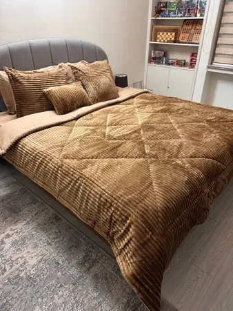 سرویس روتختی مدل مخمل کرکره ای 2 نفره 8 تکه