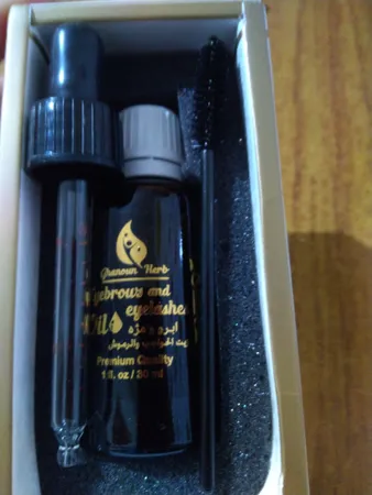 روغن تقویت کننده ابرو و مژه گیاه قانون مدل 02 حجم 30 میلی لیتر