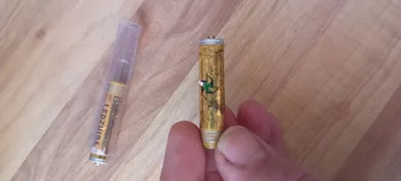 چراغ قوه دستی مدل S2B