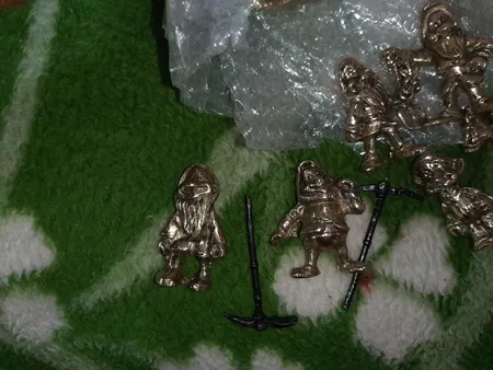 مجسمه فلزی جام هنر مدل هفت کوتوله مجموعه 7 عددی