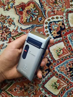 ماشین اصلاح موی صورت یاندو مدل Sv-w301u به همراه تیغه و توری یدک