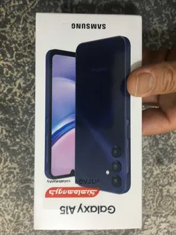 گوشی موبایل سامسونگ مدل Galaxy A15 دو سیم کارت ظرفیت 128 گیگابایت و رم 4 گیگابایت به همراه شارژر سامسونگ - ویتنام