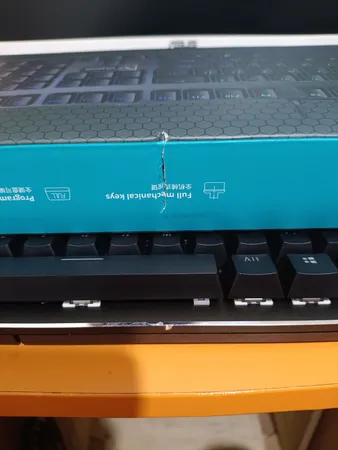 کیبورد مخصوص بازی رپو مدل V700 RGB