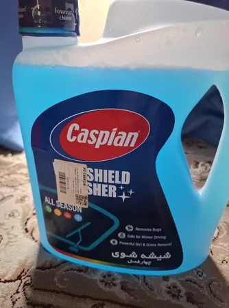 محلول شیشه‌شوی خودرو کاسپین مدل Non-Smearing حجم 4 لیتر