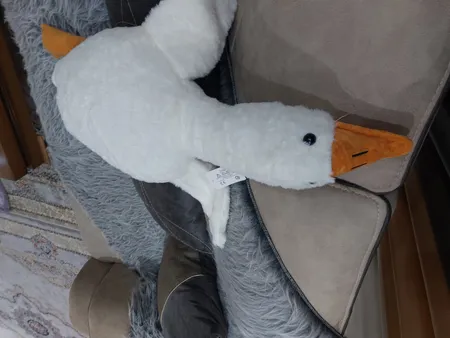 عروسک طرح غاز بالشتی مدل کامفورت طول 90 سانتی‌متر