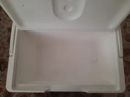 یخدان سفری کیش مدل k27
گنجایش27 لیتر