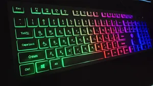 تجریه خرید کیبورد گیمینگ بیاند مدل BGK-2010 سوئیچ ممبران، Full-Size، نورپردازی RGB